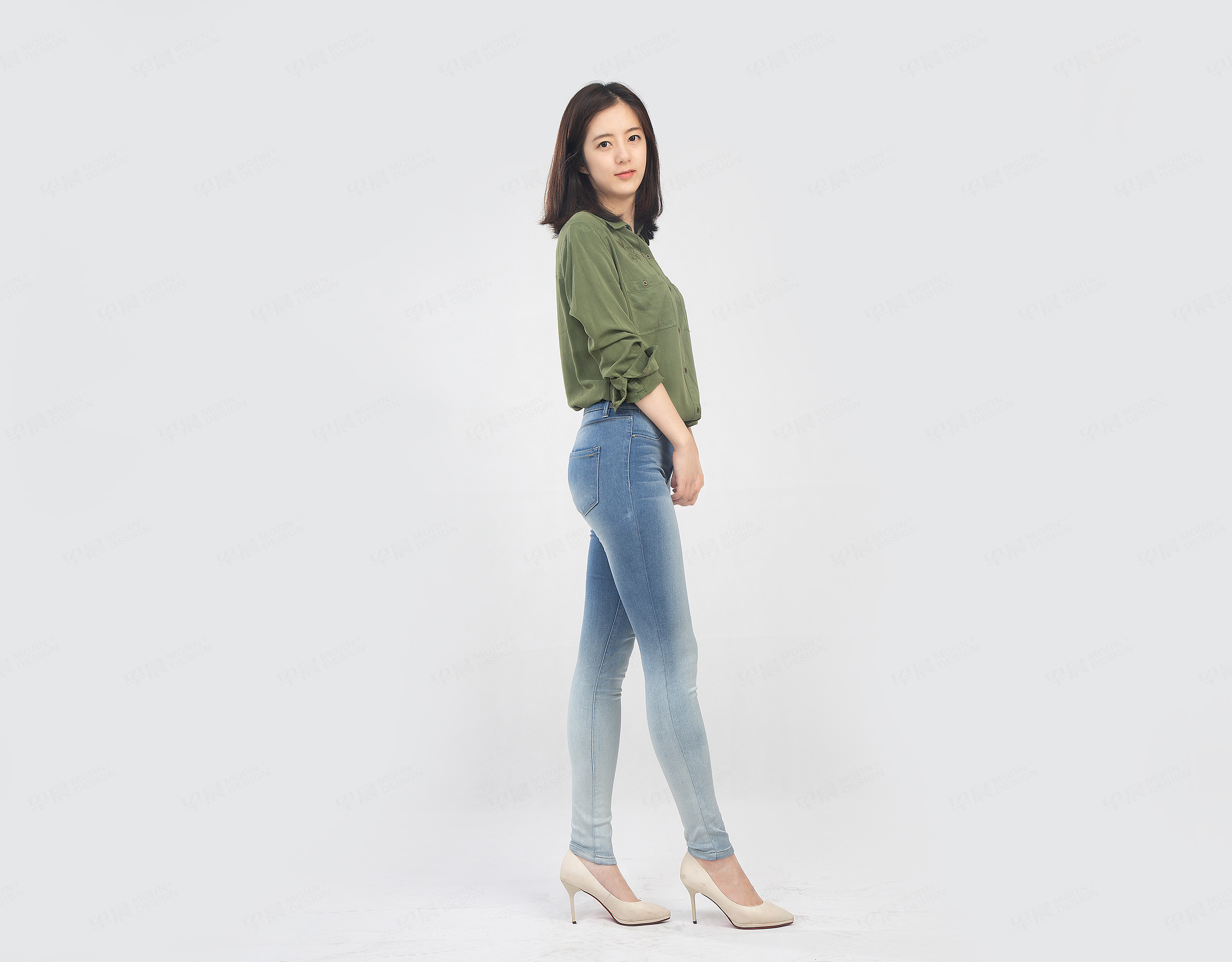 服裝模特?cái)z影,國(guó)泰服裝模特?cái)z影,蘇州,無錫,常州,南通,泰州,鎮(zhèn)江,南京,揚(yáng)州,張家港,江陰,太倉(cāng),昆山,常熟,公司