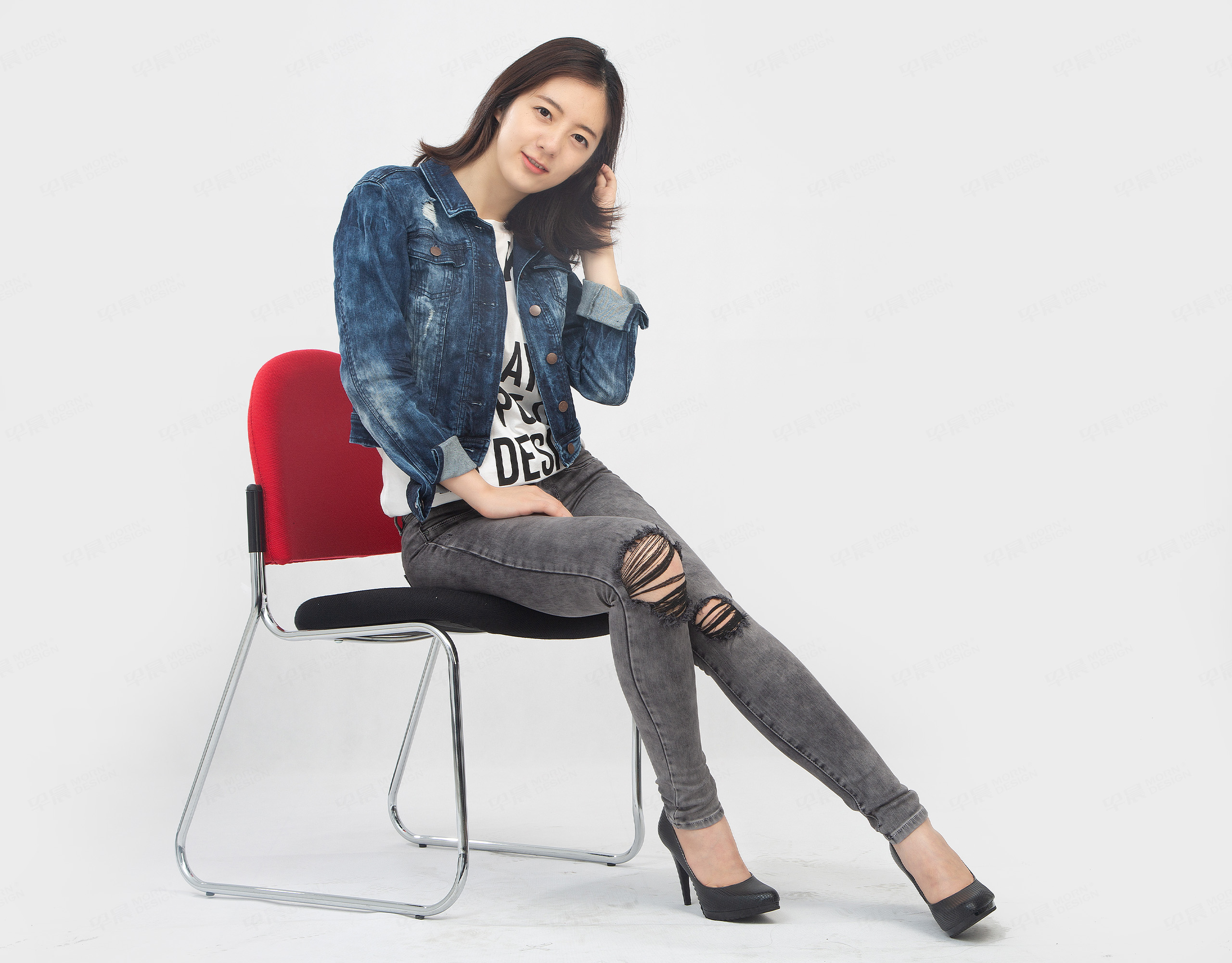 服裝模特?cái)z影,國(guó)泰服裝模特?cái)z影,蘇州,無錫,常州,南通,泰州,鎮(zhèn)江,南京,揚(yáng)州,張家港,江陰,太倉(cāng),昆山,常熟,公司